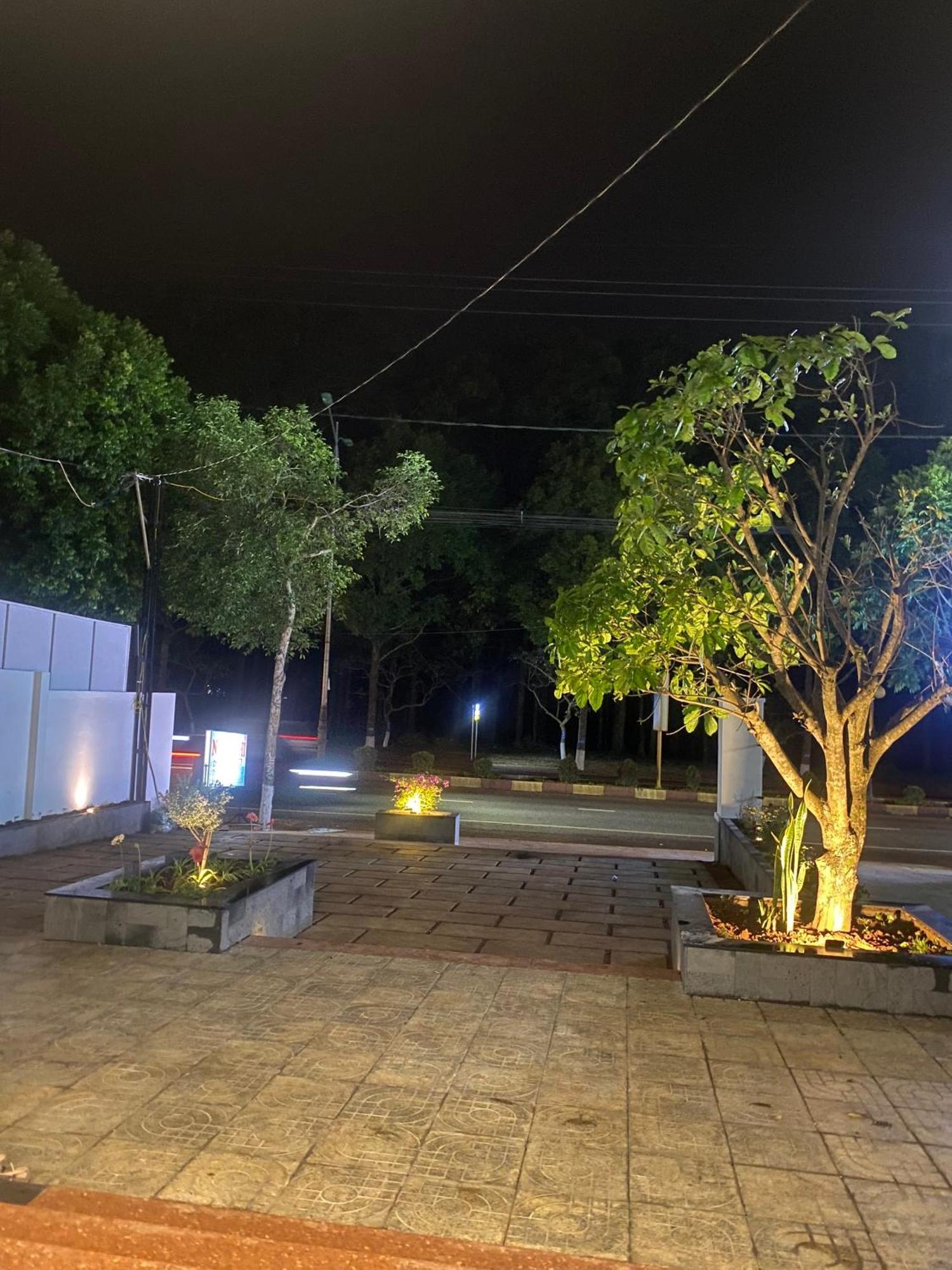 בואון מה ת'וט Khoi Dai Hotel מראה חיצוני תמונה